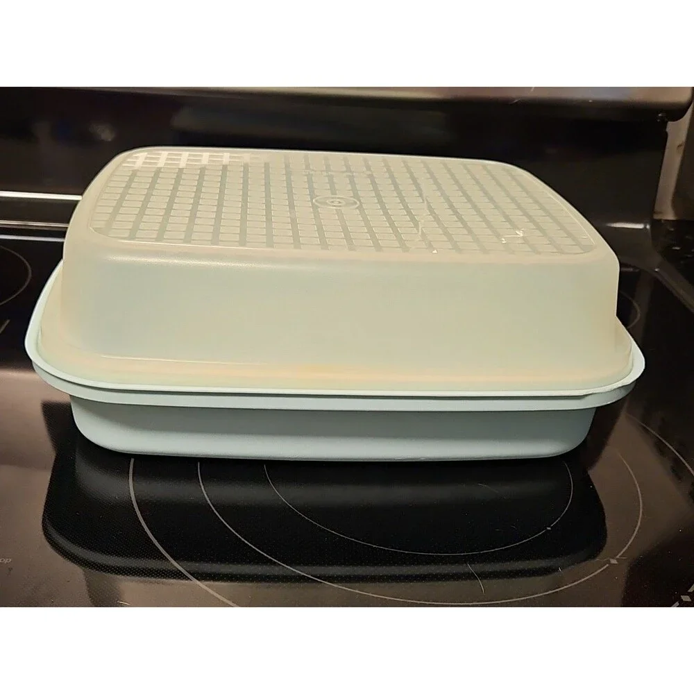 Vintage Tupperware Mint Green Season & Serve Marinade Dish W Lid 1295-7 & 1294-1